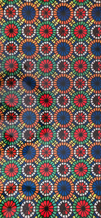 شیشه رنگی با شیشه ماتکن رنگی